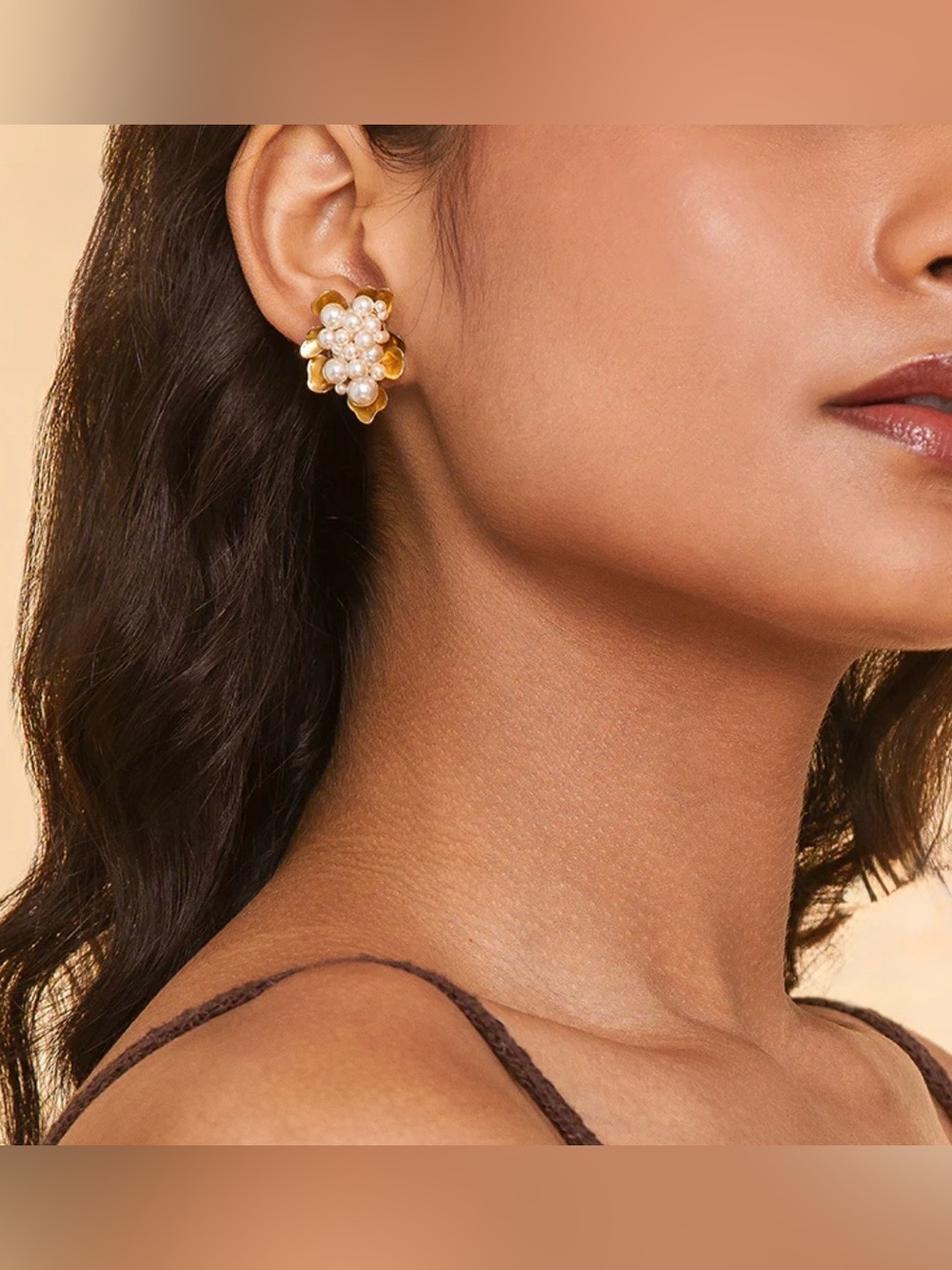 NEW Deepa Gurnani Gold Pearl Cluster Flower Stud Earrings - Women Jewelry